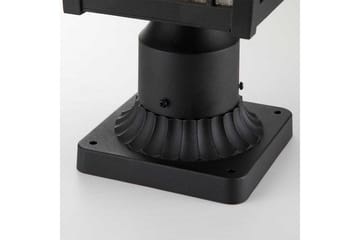 Sockellampa Quoizel Cedar Point - Belysning - Utelampor & utomhusbelysning - Stolplykta & grindlykta