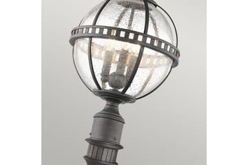 Sockellampa Kichler Halleron - Belysning - Utelampor & utomhusbelysning - Stolplykta & grindlykta