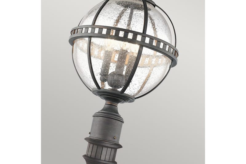 Sockellampa Kichler Halleron - Belysning - Utelampor & utomhusbelysning - Stolplykta & grindlykta