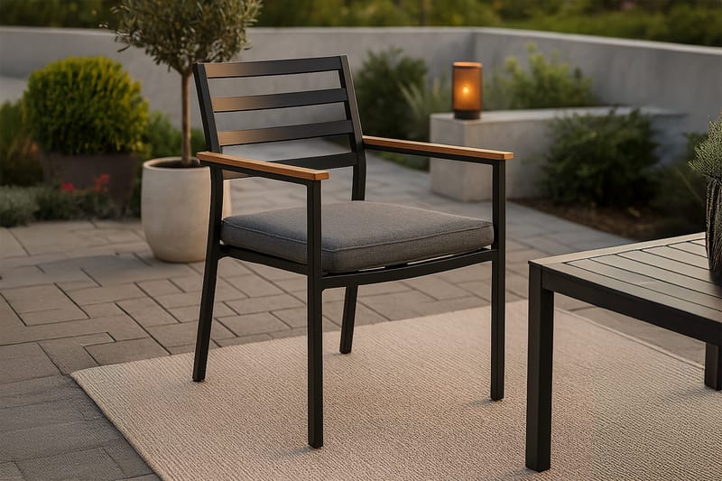 Brasilia Karmstol Utomhus Stapelbar - Svart - Utemöbler & utemiljö - Balkong & altan - Balkongmöbler - Balkongstol