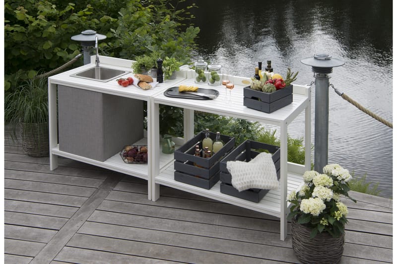 Hillerstorp Läckö Utekök med Vask + Arbetsbänk - Vit - Utemöbler & utemiljö - Grill & utekök - Utekök - Bygg ditt eget utekök