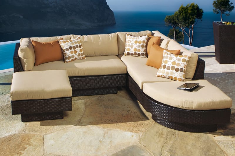 Bäddsats Stella Med Beige Kuddar Mörkbrun - Utemöbler & utemiljö - Loungemöbler - Loungeset & loungegrupp