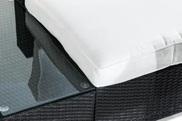 Bahamas Loungegrupp utomhus - Liten soffgrupp till balkong 2-sits - Litet loungeset konstrotting utemöbler - Svart / Vita dynor - Utemöbler & utemiljö - Loungemöbler - Loungeset & loungegrupp