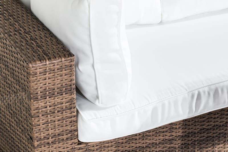 Bahamas Loungegrupp utomhus - Soffgrupp till uteplats 5-sits - Loungeset utemöbler - Sand / Brun / Vita dynor - Utemöbler & utemiljö - Loungemöbler - Loungeset & loungegrupp