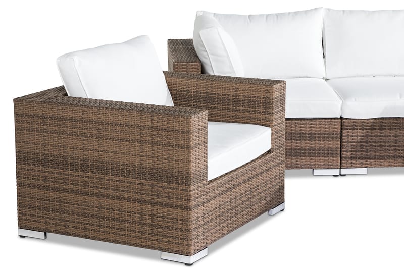 Bahamas Stor loungegrupp utomhus - Soffgrupp till uteplats 6-sits - Loungeset konstrotting utemöbler - Sand / Brun / Vita dynor - Utemöbler & utemiljö - Loungemöbler - Loungeset & loungegrupp