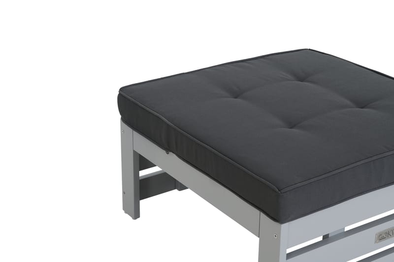 Husarn Fotpall med Dyna – Träpall Utomhus - Grå / Grå dyna - Utemöbler & utemiljö - Loungemöbler - Loungeset & loungegrupp