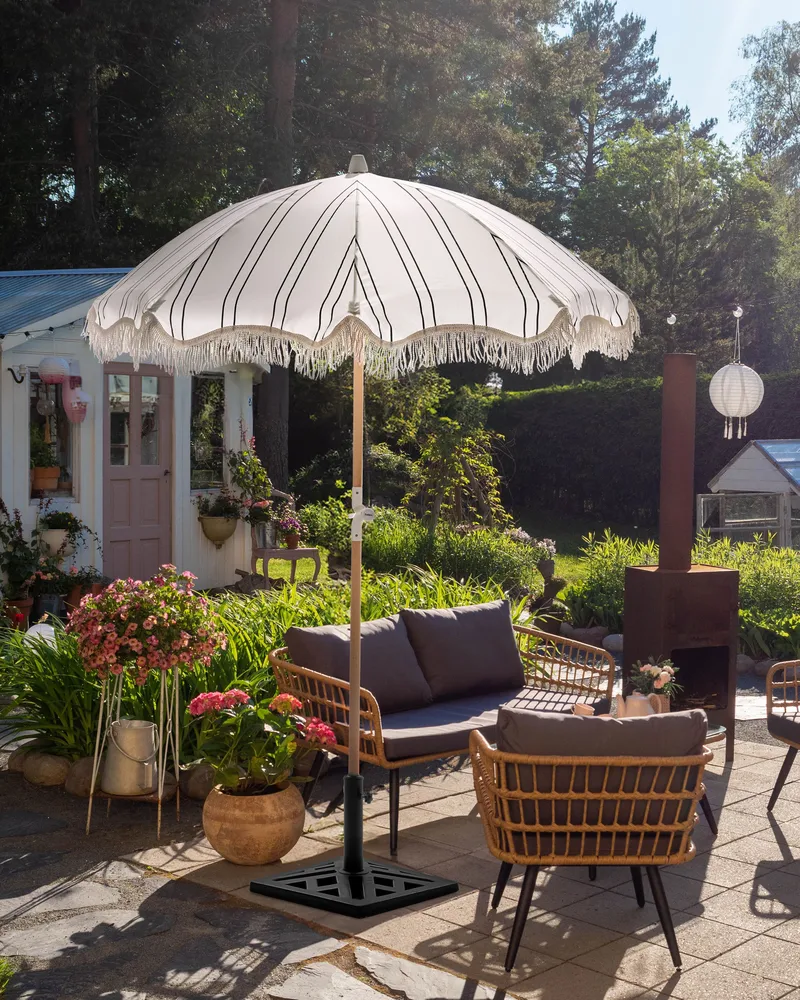 Parasoll utomhus 155 cm Mondello - vit/svart - Utemöbler & utemiljö - Solskydd - Parasoll - Strandparasoll