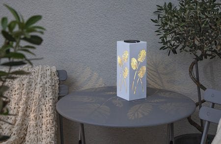 Albaleaf Solcellspinne 90 cm - vit - Utemöbler & utemiljö - Trädgårdsdekoration & utemiljö - Trädgårdsbelysning