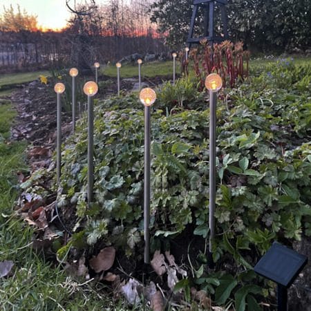 Bubbly 10-pin Solcellsdekoration 270 cm - silver - Utemöbler & utemiljö - Trädgårdsdekoration & utemiljö - Trädgårdsbelysning
