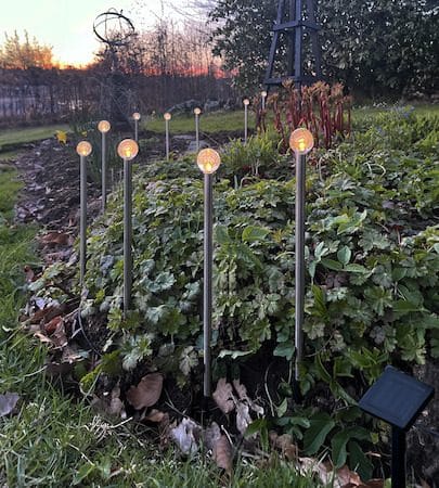 Bubbly 10-pin Solcellsdekoration 270 cm - silver - Utemöbler & utemiljö - Trädgårdsdekoration & utemiljö - Trädgårdsbelysning