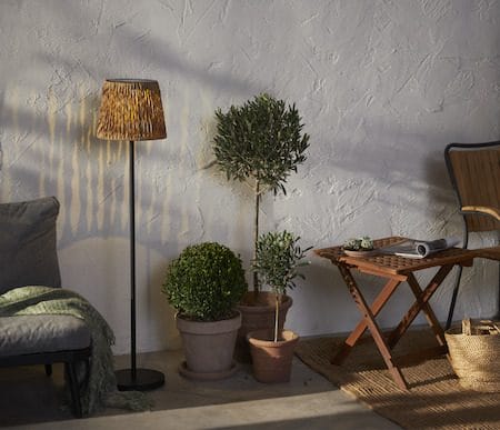 Cesta Solcellslampa 127 cm - brun och svart - Utemöbler & utemiljö - Trädgårdsdekoration & utemiljö - Trädgårdsbelysning