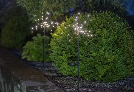 Firework Solar 2 pack Solcellsdekoration 60 cm - svart - Utemöbler & utemiljö - Trädgårdsdekoration & utemiljö - Trädgårdsbelysning