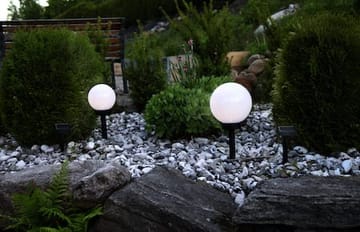 Globus Solcellsdekoration 15 cm - vit - Utemöbler & utemiljö - Trädgårdsdekoration & utemiljö - Trädgårdsbelysning