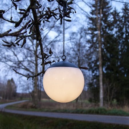 Globus Solcellsdekoration 20 cm - vit - Utemöbler & utemiljö - Trädgårdsdekoration & utemiljö - Trädgårdsbelysning
