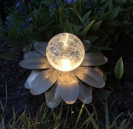 Lilly Solcellsdekoration 130 cm - guld - Utemöbler & utemiljö - Trädgårdsdekoration & utemiljö - Trädgårdsbelysning