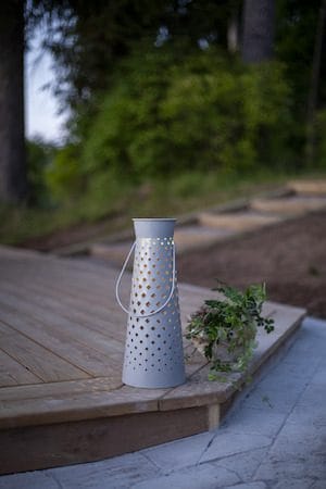 Romby Solcellslykta 38,5 cm - grå - Utemöbler & utemiljö - Trädgårdsdekoration & utemiljö - Trädgårdsbelysning