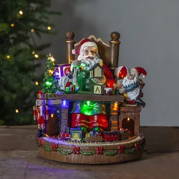Juldekoration Merryville Tomte med Skrivbord 24x25 cm - Flerfärgad - Utemöbler & utemiljö - Trädgårdsdekoration & utemiljö - Trädgårdsfigurer & trädgårdsprydnad