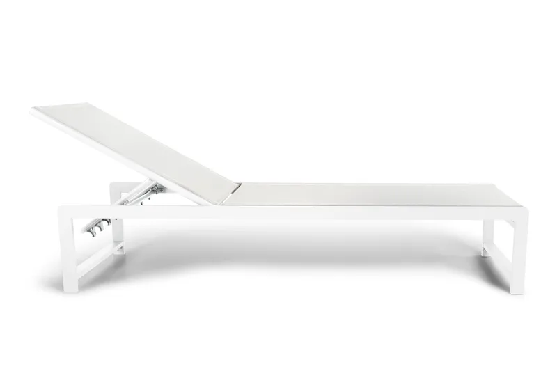 Sanna Solsäng Med Justerbart Ryggstöd - Vit - Utemöbler & utemiljö - Utestol & trädgårdsstol - Solsäng & solvagn