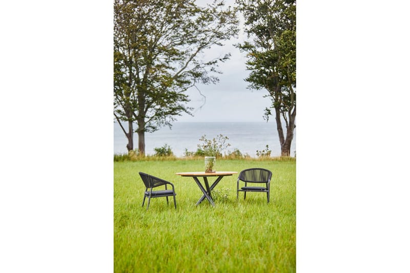 Hillerstorp Ekeryd Utebord Ø110 cm - Utemöbler & utemiljö - Utebord & trädgårdsbord - Matbord utomhus
