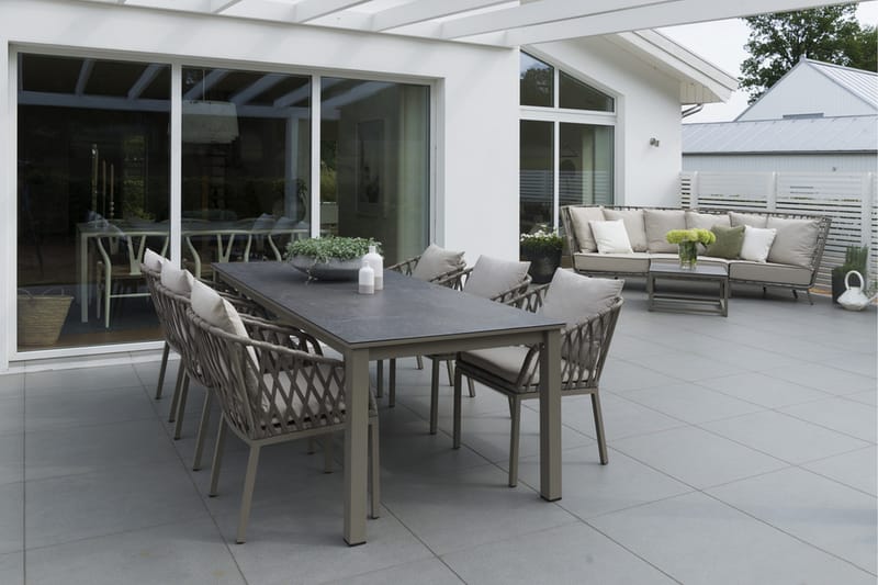 Hillerstorp Jet Set Matbord Utomhus 90 cm Beige - Beige - Utemöbler & utemiljö - Utebord & trädgårdsbord - Matbord utomhus