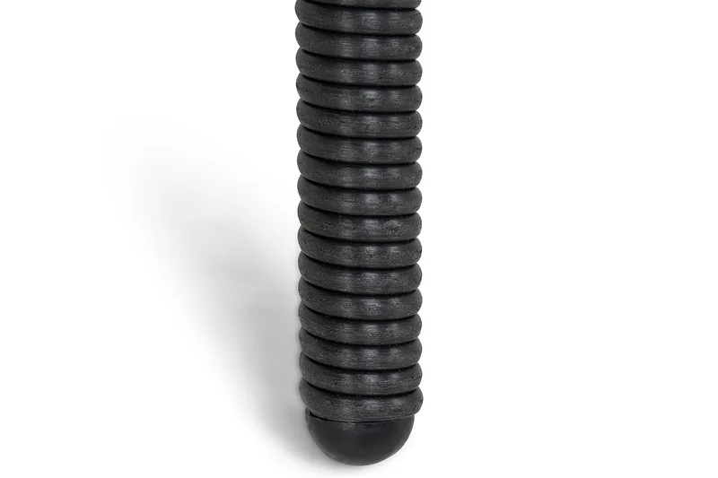 Marcus Stort Runt Matbord Utomhus 140 cm – Utebord i konstrotting med glasskiva för Uteplats och Trädgård - Svart - Utemöbler & utemiljö - Utebord & trädgårdsbord - Matbord utomhus