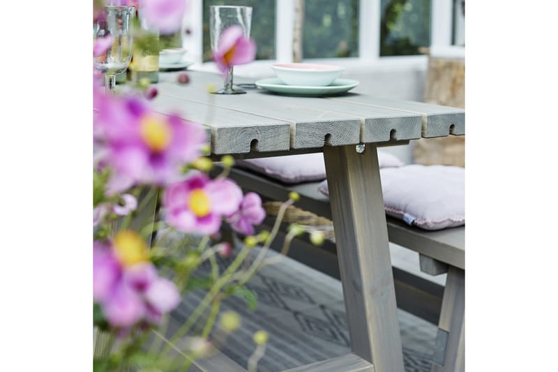 PLUS Country Plankset 177 cm Bord och 2 Bänkar, - Grå|Brun - Utemöbler & utemiljö - Utebord & trädgårdsbord - Picknickbord