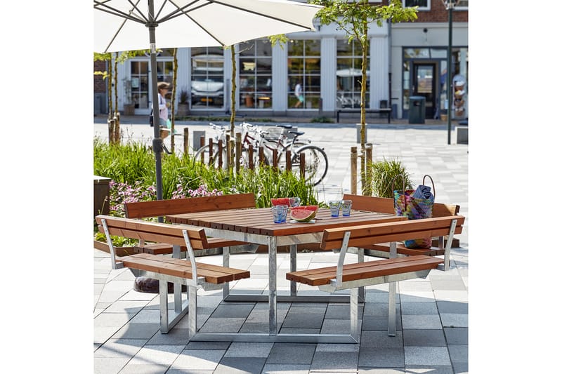PLUS Twist Bord/Bänkset med 4 Ryggstöd 227 cm Grundmålad Tea - Utemöbler & utemiljö - Utebord & trädgårdsbord - Picknickbord