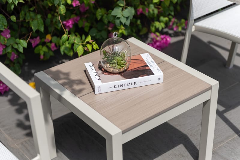 Sidobord för utomhusbruk Urbanite 50*50 cm - Ljusgrå - Utemöbler & utemiljö - Utebord & trädgårdsbord - Sidobord utomhus