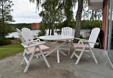 Trädgårdsbord Scottsdale Round Vit Ø 112 cm - Vit - Utemöbler & utemiljö - Utebord & trädgårdsbord - Matbord utomhus