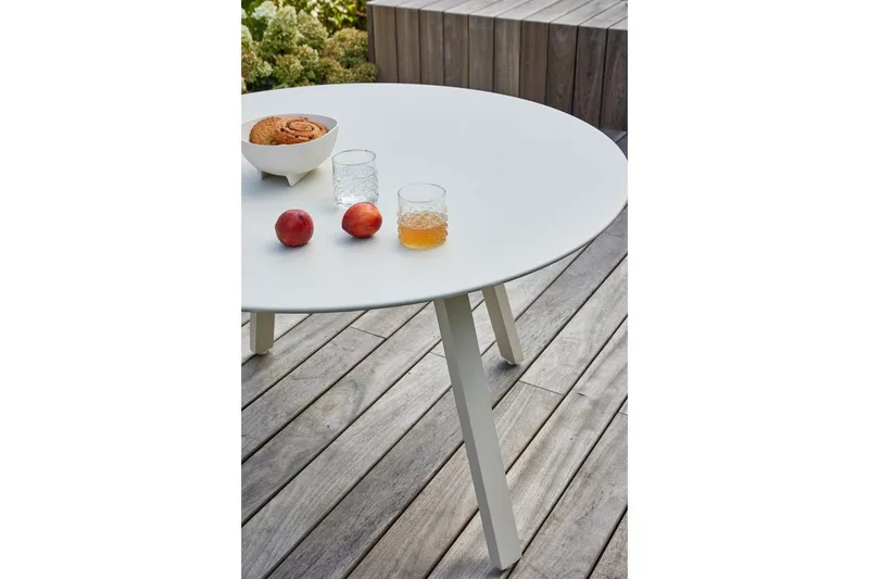 Utomhusbord Auke - Utemöbler & utemiljö - Utebord & trädgårdsbord - Matbord utomhus