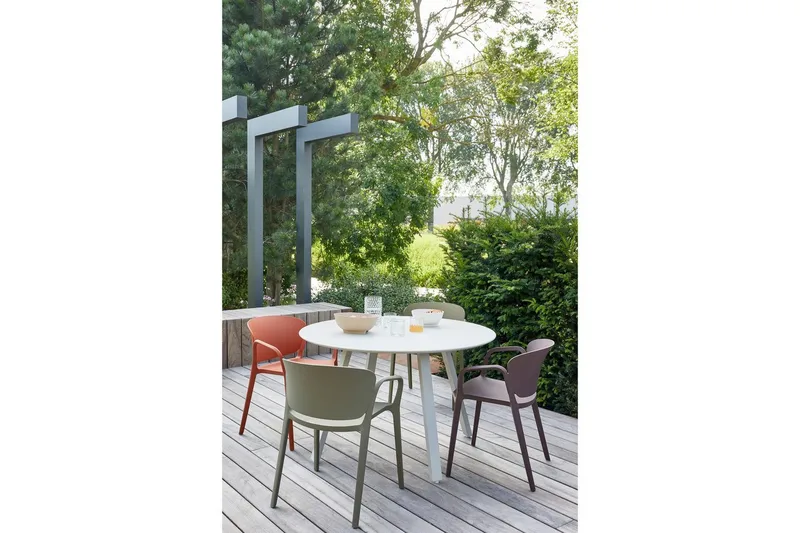 Utomhusbord Auke - Utemöbler & utemiljö - Utebord & trädgårdsbord - Matbord utomhus