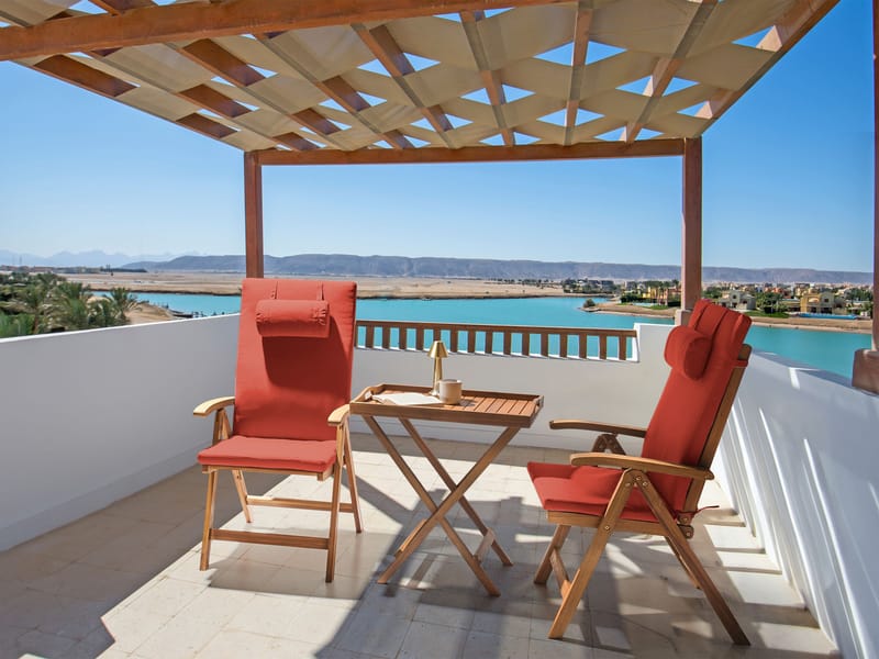 Caféset utomhus Java Premiuim Akaciaträ - Brun/Röd - Utemöbler & utemiljö - Utegrupp - Cafegrupp & cafeset