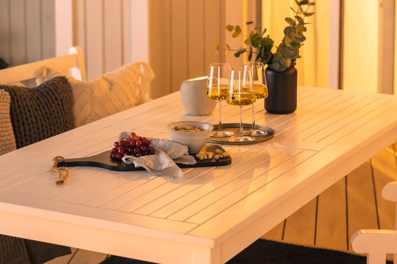 Matgrupp Oaxen 180 cm + 2 Stolar + Bänk Vit/Akacia - KWA - Matgrupp utomhus
