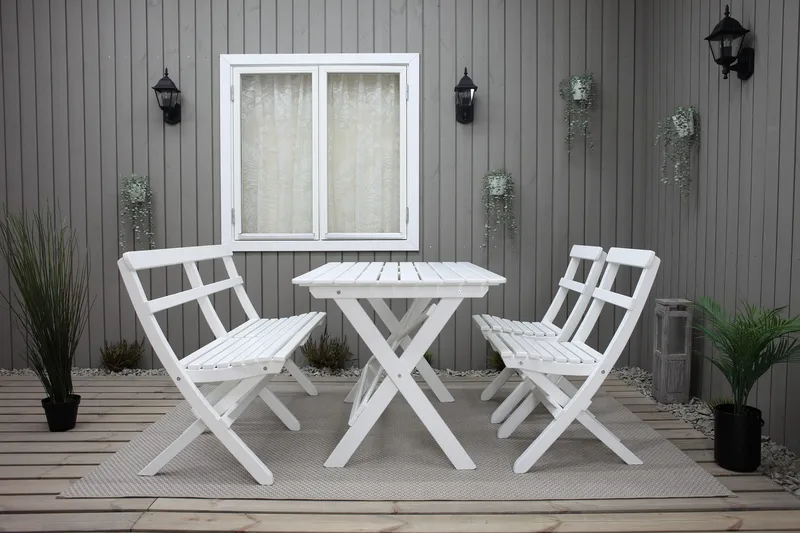 Larios Matgrupp Utomhus + 2 Ihoppfällbara Utestolar + Bänk Utomhus - Vit - Utemöbler & utemiljö - Utegrupp - Matgrupp utomhus