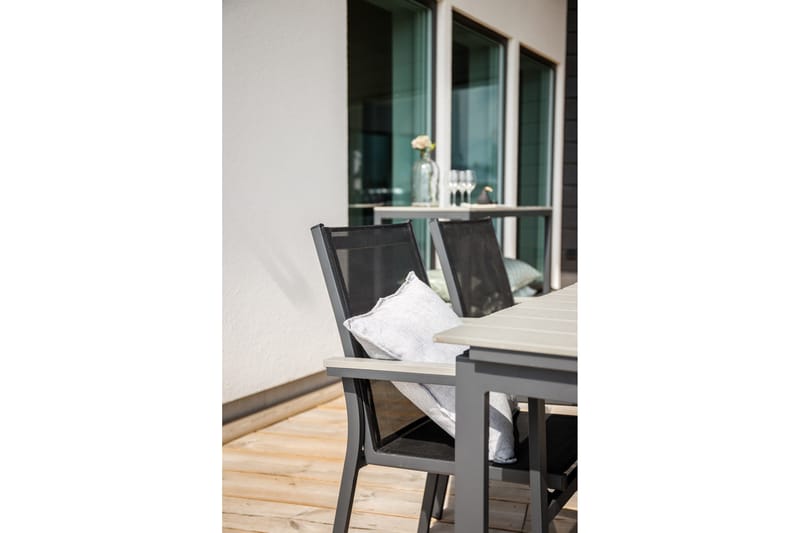 Levels Förlängningsbar Matgrupp Utomhus 160cm + 4 Parma Stolar - Svart/Grå - Utemöbler & utemiljö - Utegrupp - Matgrupp utomhus