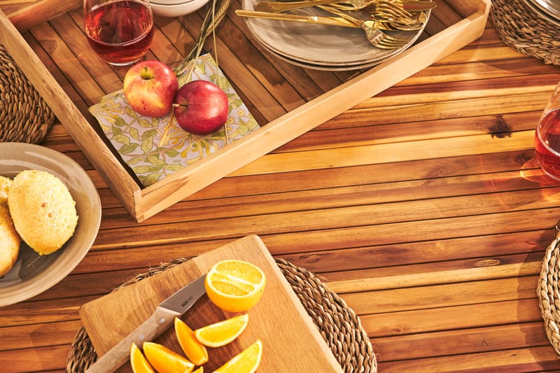 Matgrupp Utomhus Lines Rund 140 cm + 6 Matstol Östermalm - Teak/Svart - Utemöbler & utemiljö - Utegrupp - Matgrupp utomhus