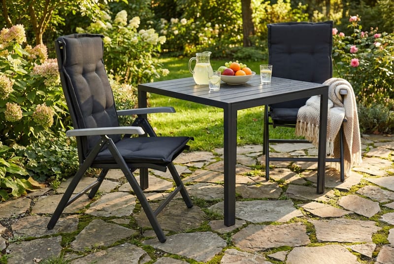 Tunis Matgrupp Utomhus 90 + 2 Monaco Lyx Positionsstol m Dyna - Svart/Svart/Grå - Utemöbler & utemiljö - Utegrupp - Matgrupp utomhus