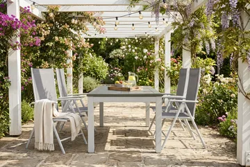 Monaco utomhus matgrupp förlängningsbart 150-250x90 med 4 Maggie positionsstolar - Vit/Grå - Utemöbler & utemiljö - Utegrupp - Matgrupp utomhus