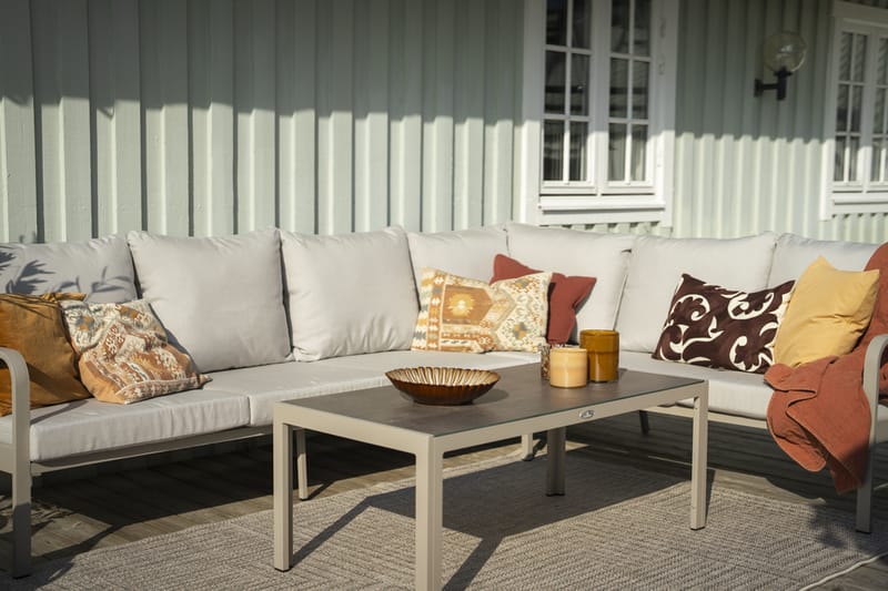 Soffa Hillerstorp Hånger - Sand - Utemöbler & utemiljö - Utegrupp - Soffgrupp utomhus