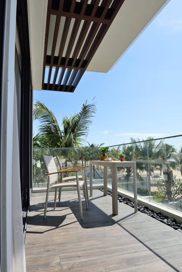 Utomhus balkongset Portals balkongbord + 2 carver carver-stolar - ljus ecru/korallsand - Utemöbler & utemiljö - Utegrupp - Cafegrupp & cafeset