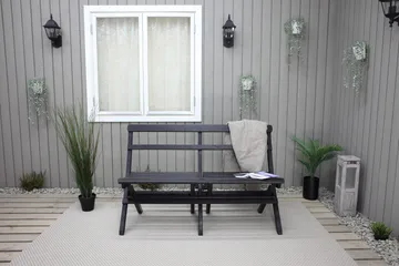 Larios Utebänk 130 cm - Svart - Utemöbler & utemiljö - Utesoffa - Trädgårdsbänk & utebänk