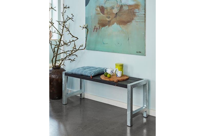 PLUS CaféBänk Utomhus 127 cm - Svart - Utemöbler & utemiljö - Utesoffa - Trädgårdsbänk & utebänk