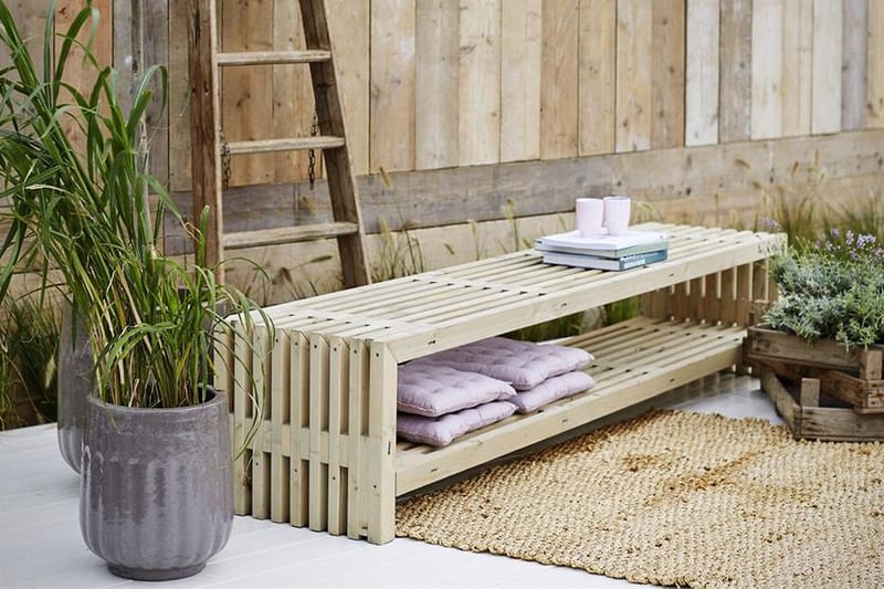PLUS Rustik trallBänk Utomhus Design 218x49x45cm m/hylla - Naturell - Utemöbler & utemiljö - Utesoffa - Trädgårdsbänk & utebänk