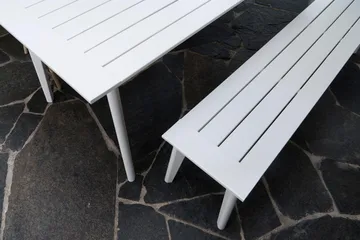 Utestoltö Bänk Utomhus 185 cm Vit - Hillerstorp - Utemöbler & utemiljö - Utesoffa - Trädgårdsbänk & utebänk