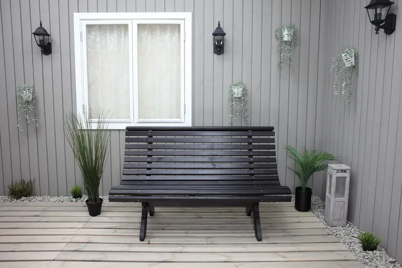 Norvald Bänk Utomhus - Kaffesvart - Utemöbler & utemiljö - Utesoffa - Trädgårdssoffa