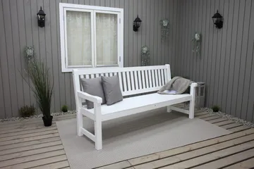 Rimforsa Trädgårdssoffa - Vitlaserad Furu - Utemöbler & utemiljö - Utesoffa - Trädgårdssoffa