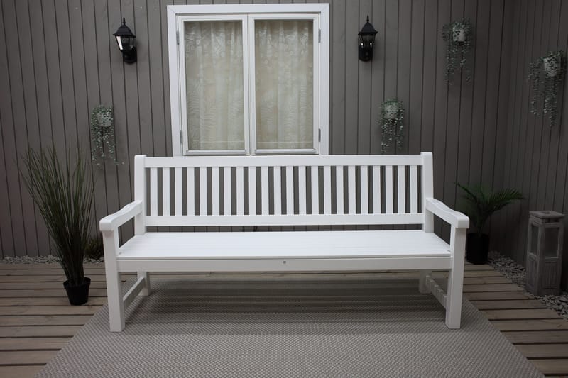 Rimforsa Trädgårdssoffa - Vitlaserad Furu - Utemöbler & utemiljö - Utesoffa - Trädgårdssoffa