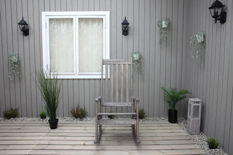 Gungstol Ellabell Vit - Vit - Utemöbler & utemiljö - Utestol & trädgårdsstol - Gungstol utomhus