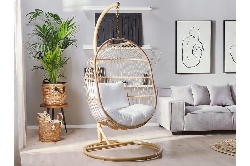 Hängstol Utomhus med stativ konstrotting beige ALBA - Trä/natur - Utemöbler & utemiljö - Utestol & trädgårdsstol - Hängfåtölj & hängstol utomhus