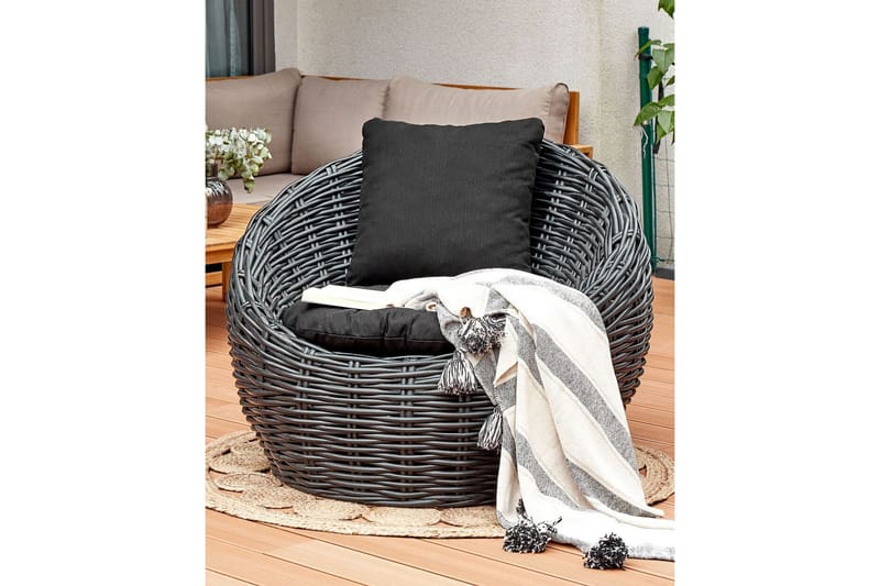 Lloyder Utefåtölj - Svart - Utemöbler & utemiljö - Utestol & trädgårdsstol - Utefåtölj & loungefåtölj